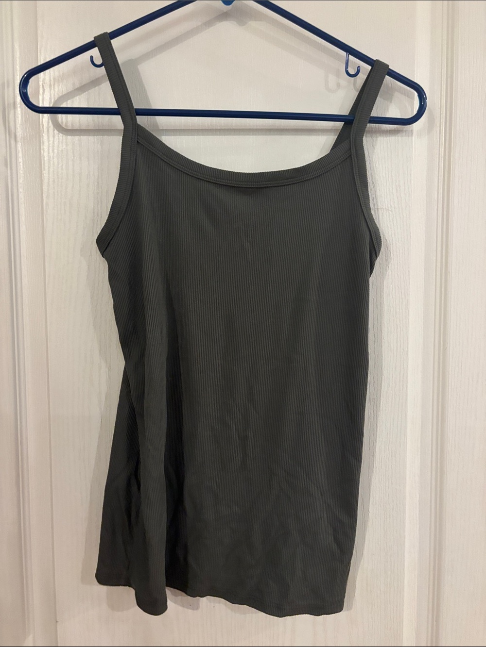 Women’s Ribbed Tank Top - Charcoal Gray